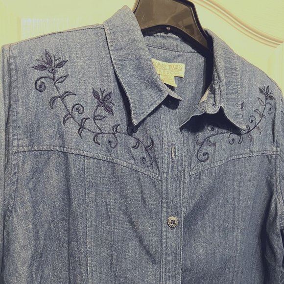 Nomadic Traders Fresco-Women's-Jean/Denim Embroidered Aztec Beads/Jems on Back - Picture 3 of 15